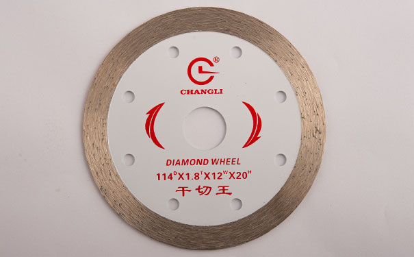 金剛石表面金屬化對(duì)金剛石圓鋸片性能的影響 金剛石表面金屬化對(duì)金剛石圓鋸片性能的影響