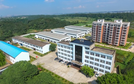 湖北昌利公司連續(xù)25年榮獲“守合同重信用企業(yè)”，始終將誠信經(jīng)營放在第一位！