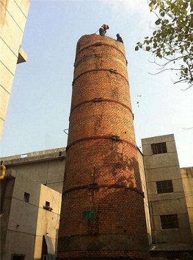 煙囪人工拆除施工特點(diǎn)