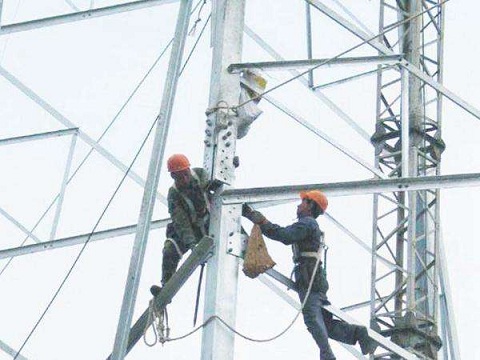 高空拆除作業(yè)地點必須有安全通道