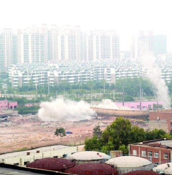 煙囪爆破-煙囪爆破拆除項目中切口要怎么設(shè)計