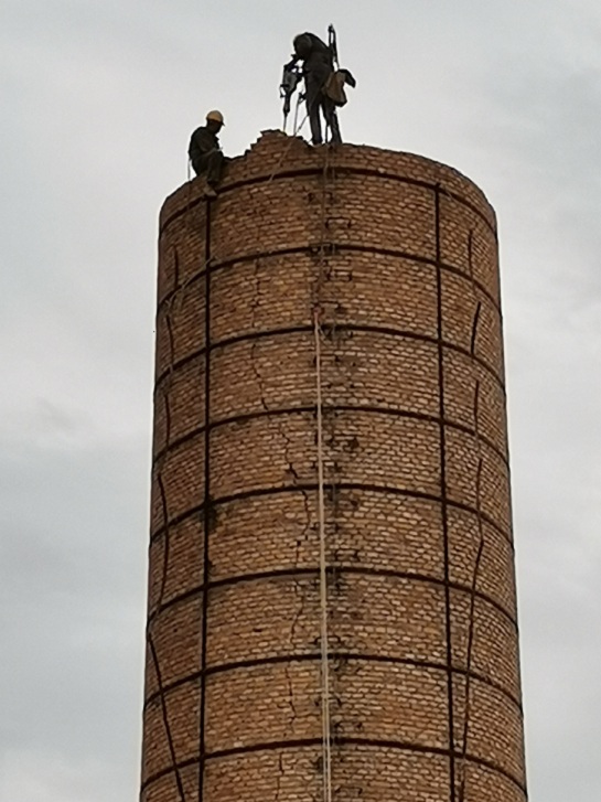 煙囪拆除施工時如何做好安全防護工作