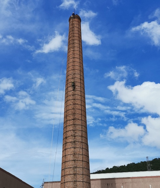 水泥煙囪拆除：安全拆除的理解與執(zhí)行