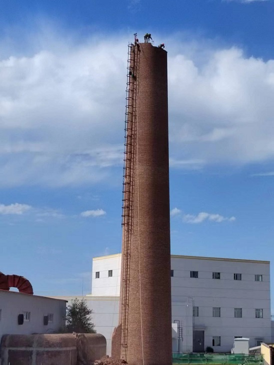 拆除煙囪公司如何助力企業(yè)實現(xiàn)環(huán)保目標？