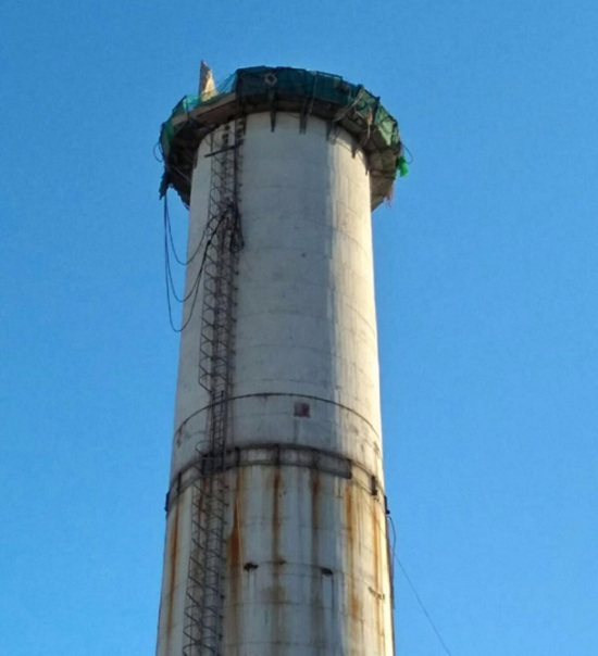 煙囪拆除公司:專業(yè)的服務(wù),客戶的信賴