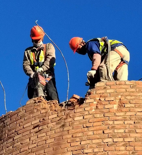 揚州高空拆除作業(yè):專業(yè)安全防范措施指南