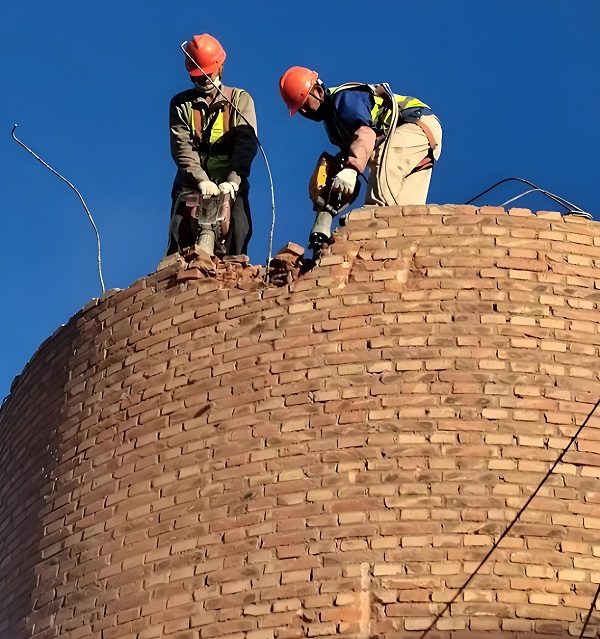 煙囪拆除專業(yè)團(tuán)隊(duì)，精準(zhǔn)拆除各類煙囪！