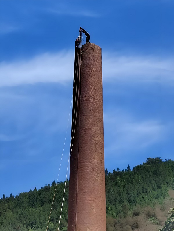 煙囪拆除必知：安全要點(diǎn)與高效拆除技巧大公開