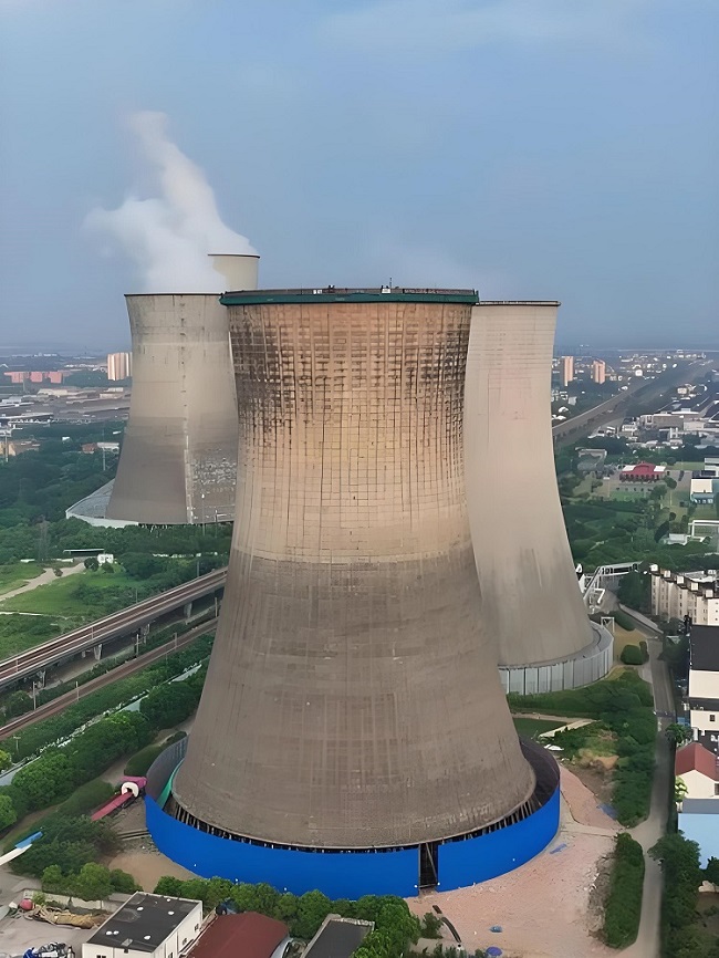 電廠冷卻塔拆除方案：如何安全、高效地實(shí)現(xiàn)拆除？