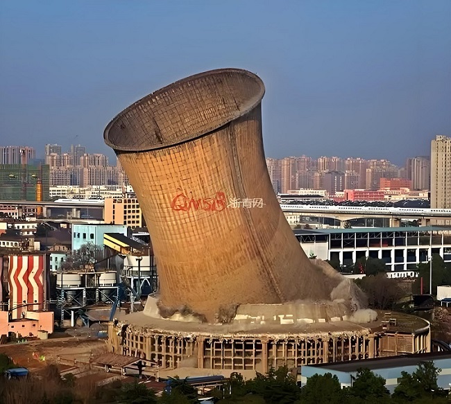 青島電廠冷卻塔拆除安全規(guī)范與技術(shù)關(guān)鍵要點(diǎn)